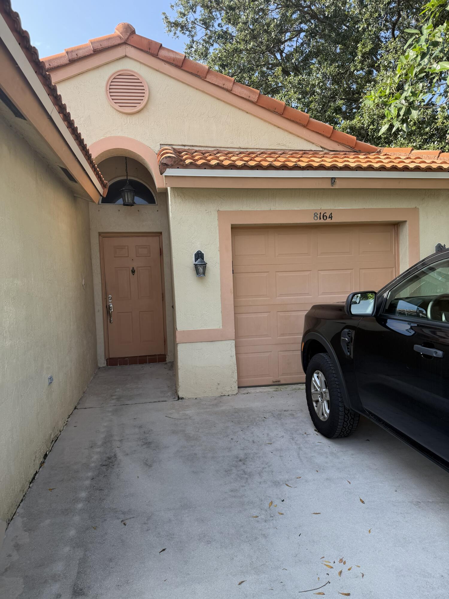8164 PELICAN HARBOUR Drive