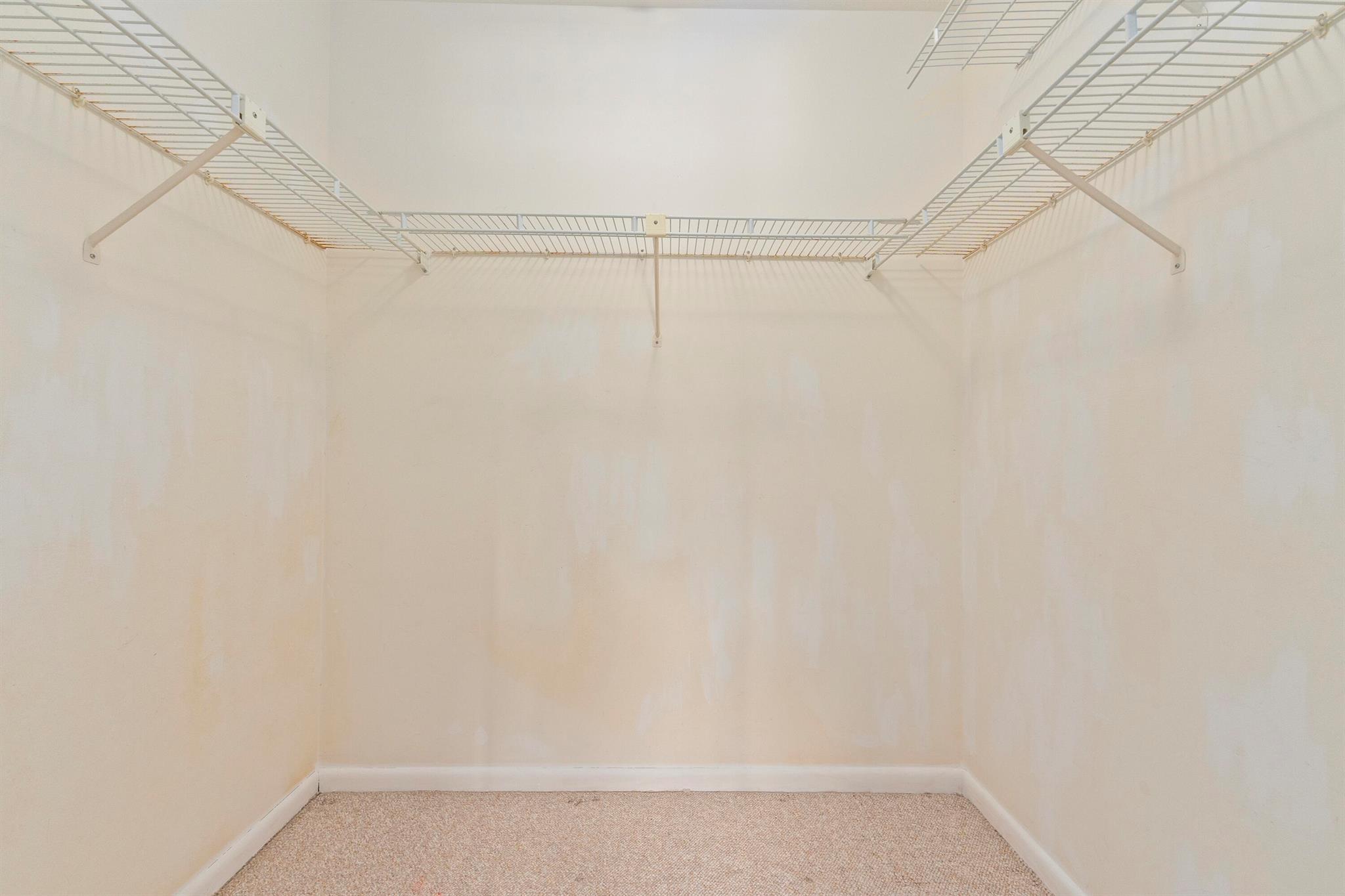 Stuart, Florida 34996, United States, 2 Bedrooms Bedrooms, ,2 BathroomsBathrooms,Residential,Active,209536