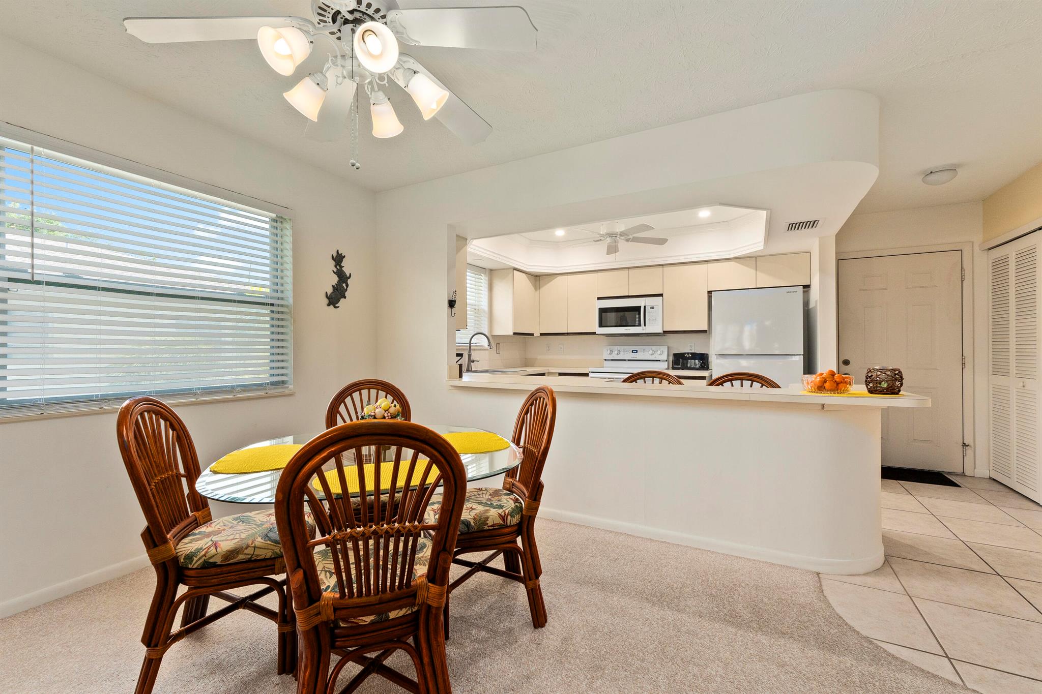 Stuart, Florida 34996, United States, 2 Bedrooms Bedrooms, ,2 BathroomsBathrooms,Residential,Active,209536