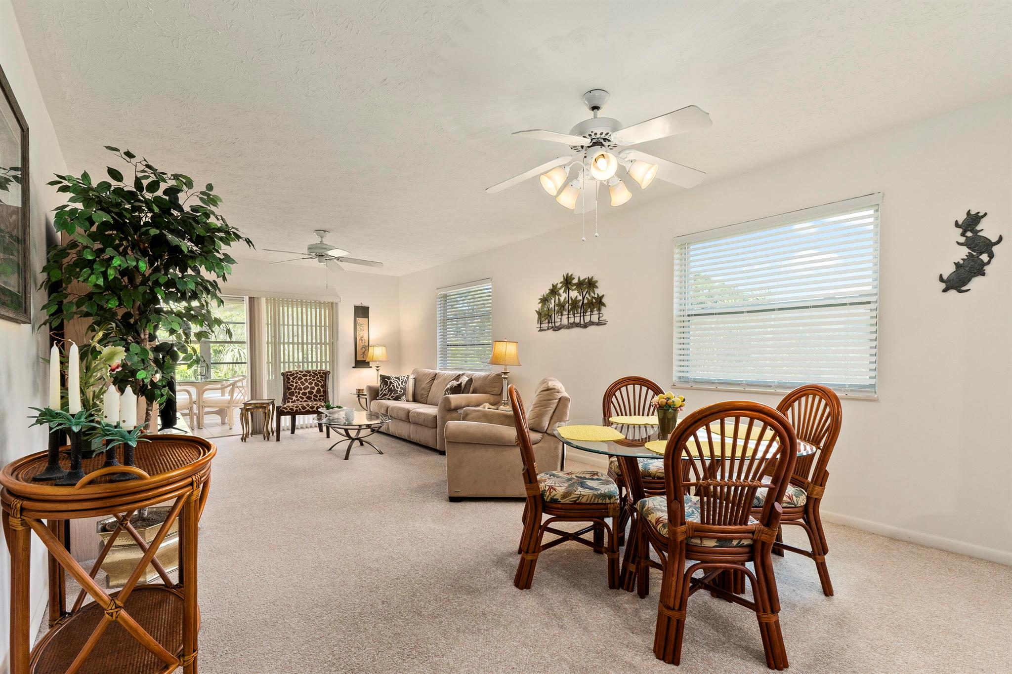 Stuart, Florida 34996, United States, 2 Bedrooms Bedrooms, ,2 BathroomsBathrooms,Residential,Active,209536