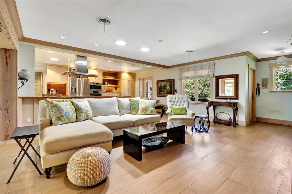 ROYAL OAK HILLS 1ST SEC - Residential