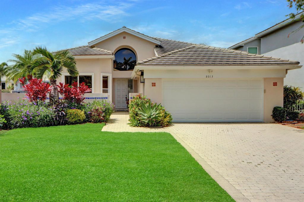 Photo of 8013 Travlers Tree Drive, Boca Raton, FL 33433 (MLS # R11077908)
