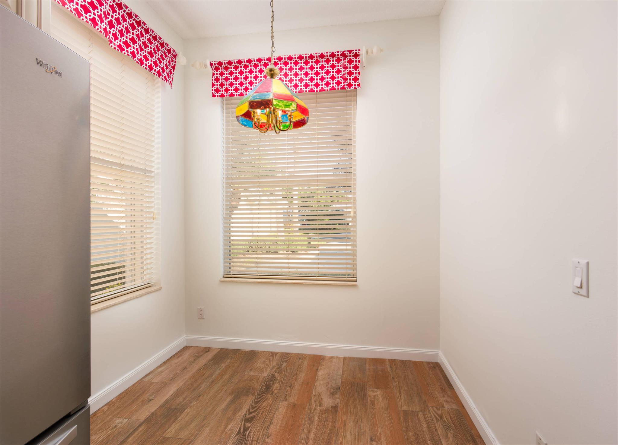 2531 SW Greenwich Way