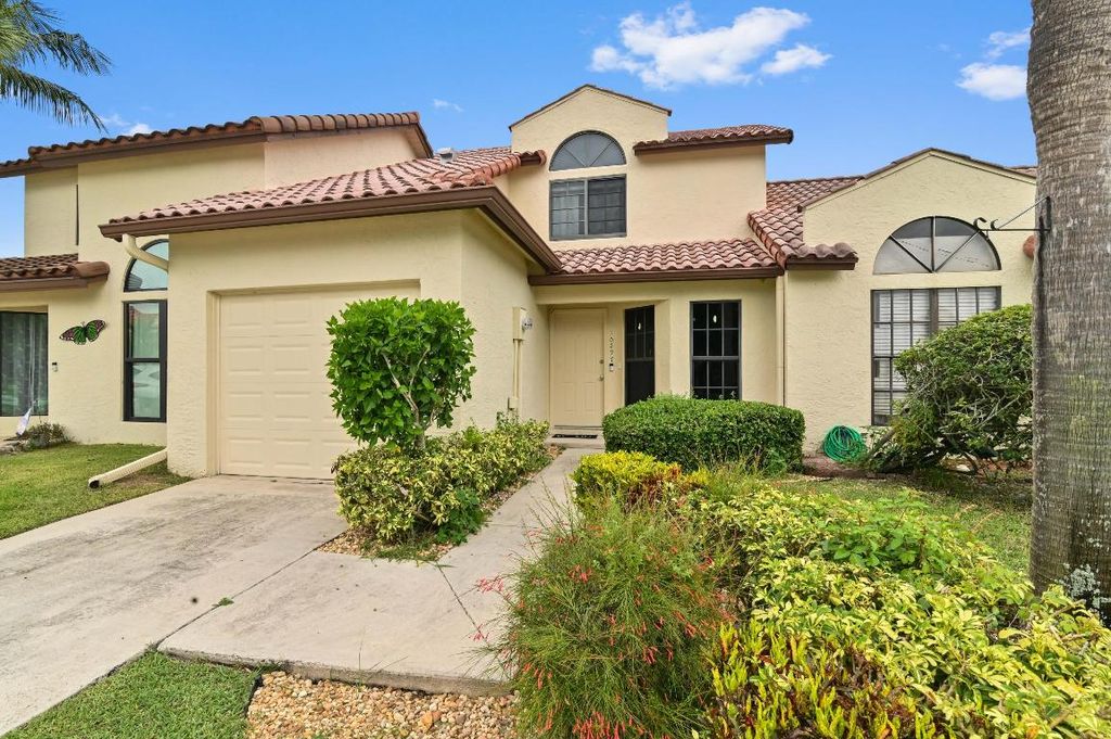 Photo of 10297 Hidden Springs Court #4b, Boca Raton, FL 33498 (MLS # R11089864)