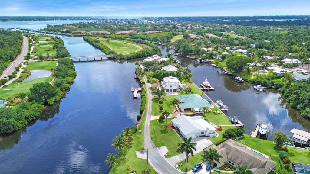 Photo of 481 SW Pine Tree Lane, Palm City, FL 34990 (MLS # R10984123)