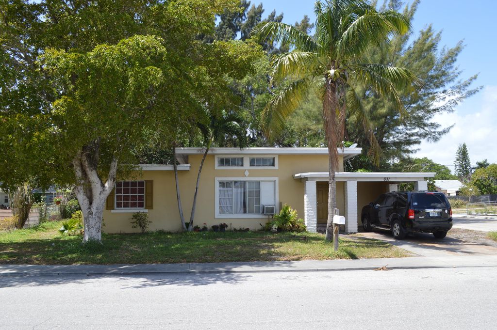 Photo of 631 N E Street, Lake Worth Beach, FL 33460 (MLS # R11080170)