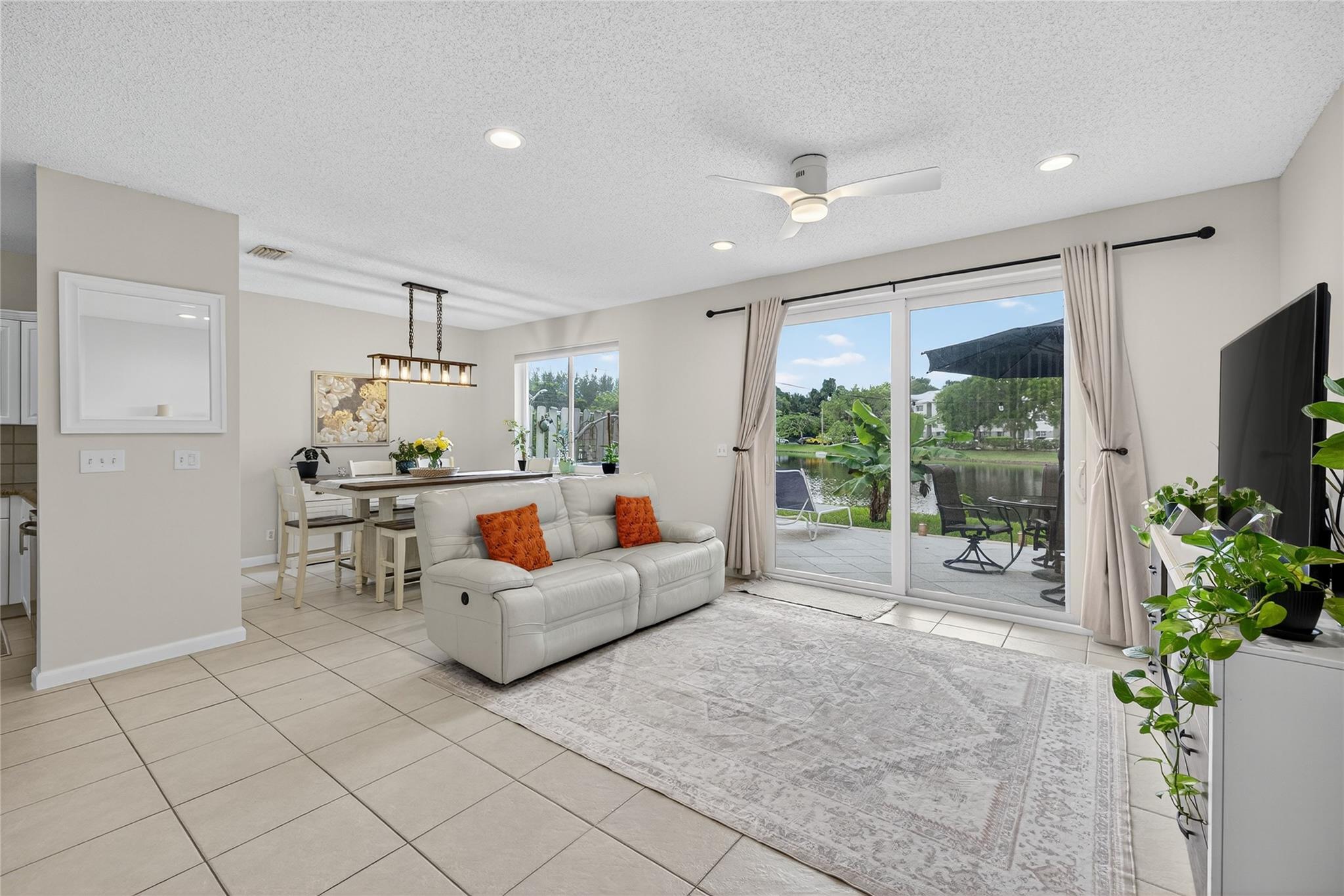 BANYAN TRAILS - Residential