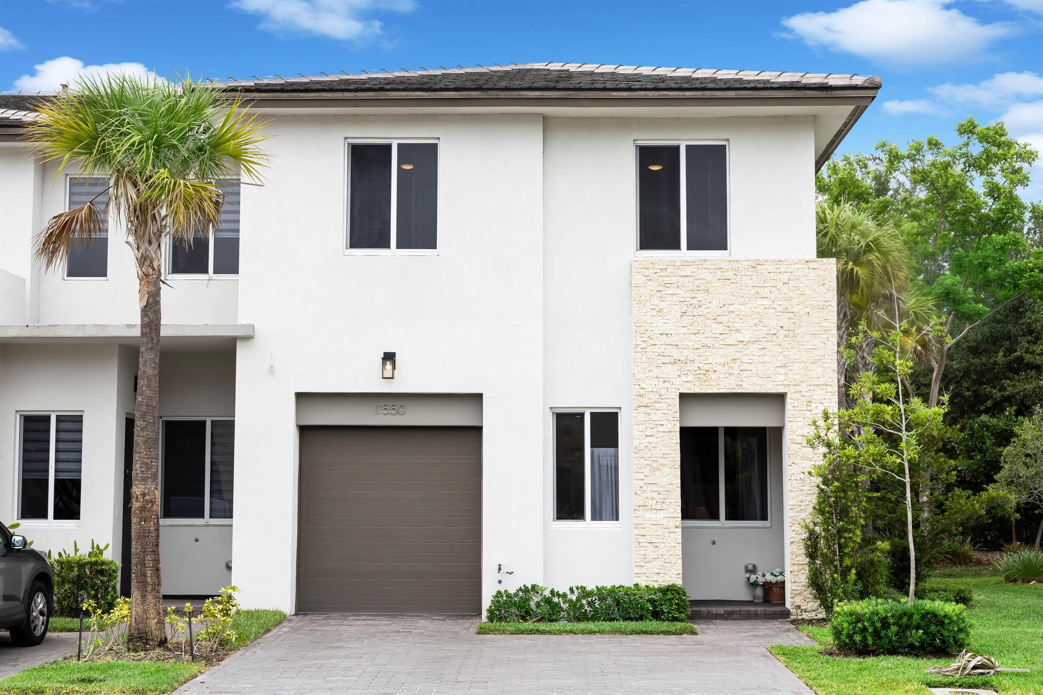1550 Pioneer Way