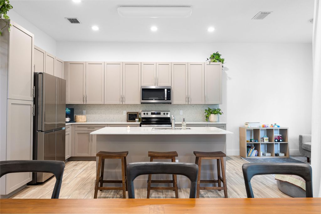 Photo of 1550 Pioneer Way, Royal Palm Beach, FL 33411 (MLS # R11094268)