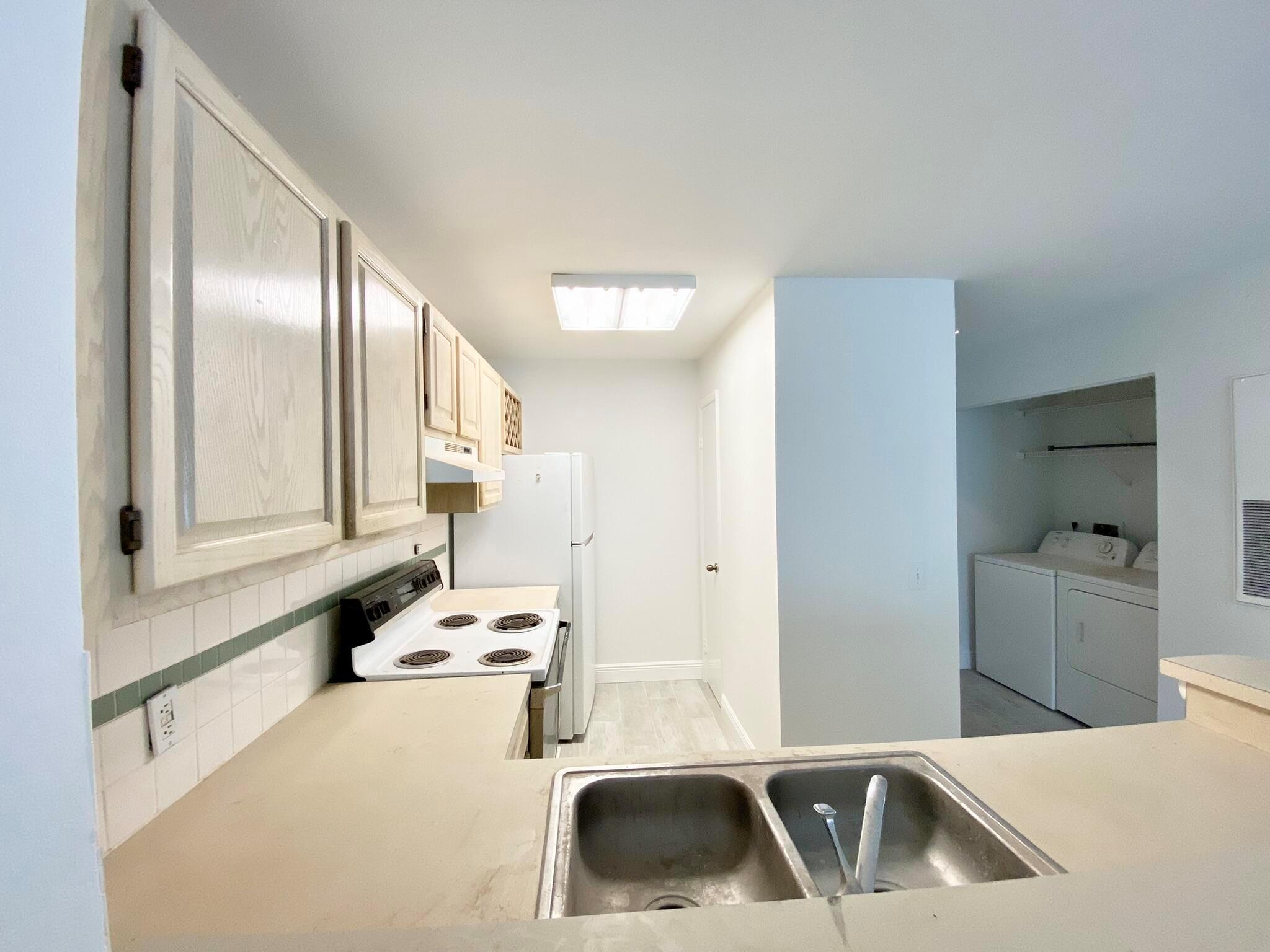 VERANO AT DELRAY CONDO - Residential Lease