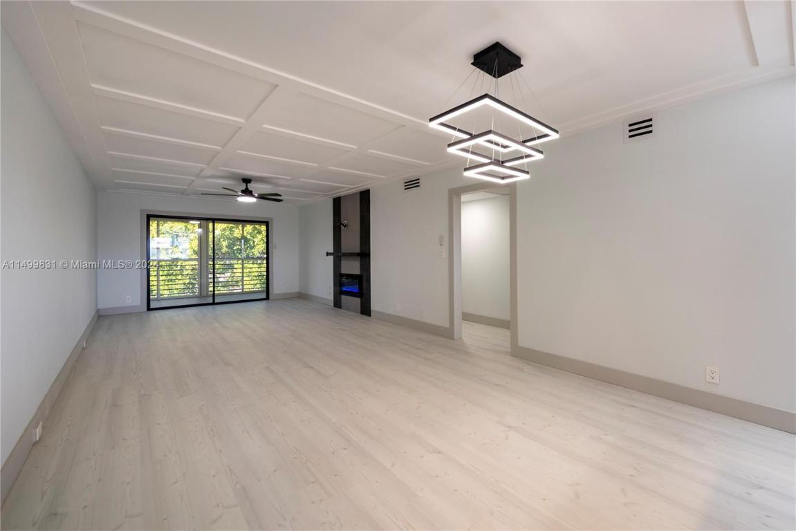 LUCAYA VILLAGE 1-C CONDO - Residential