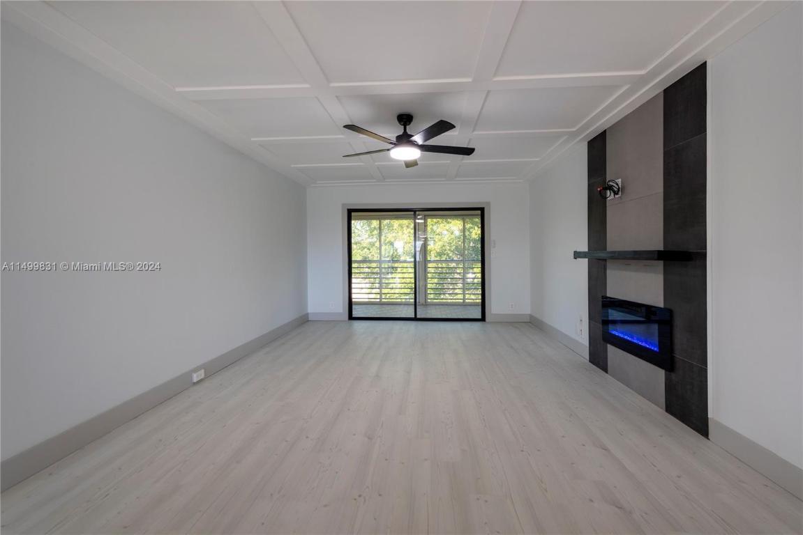 LUCAYA VILLAGE 1-C CONDO - Residential