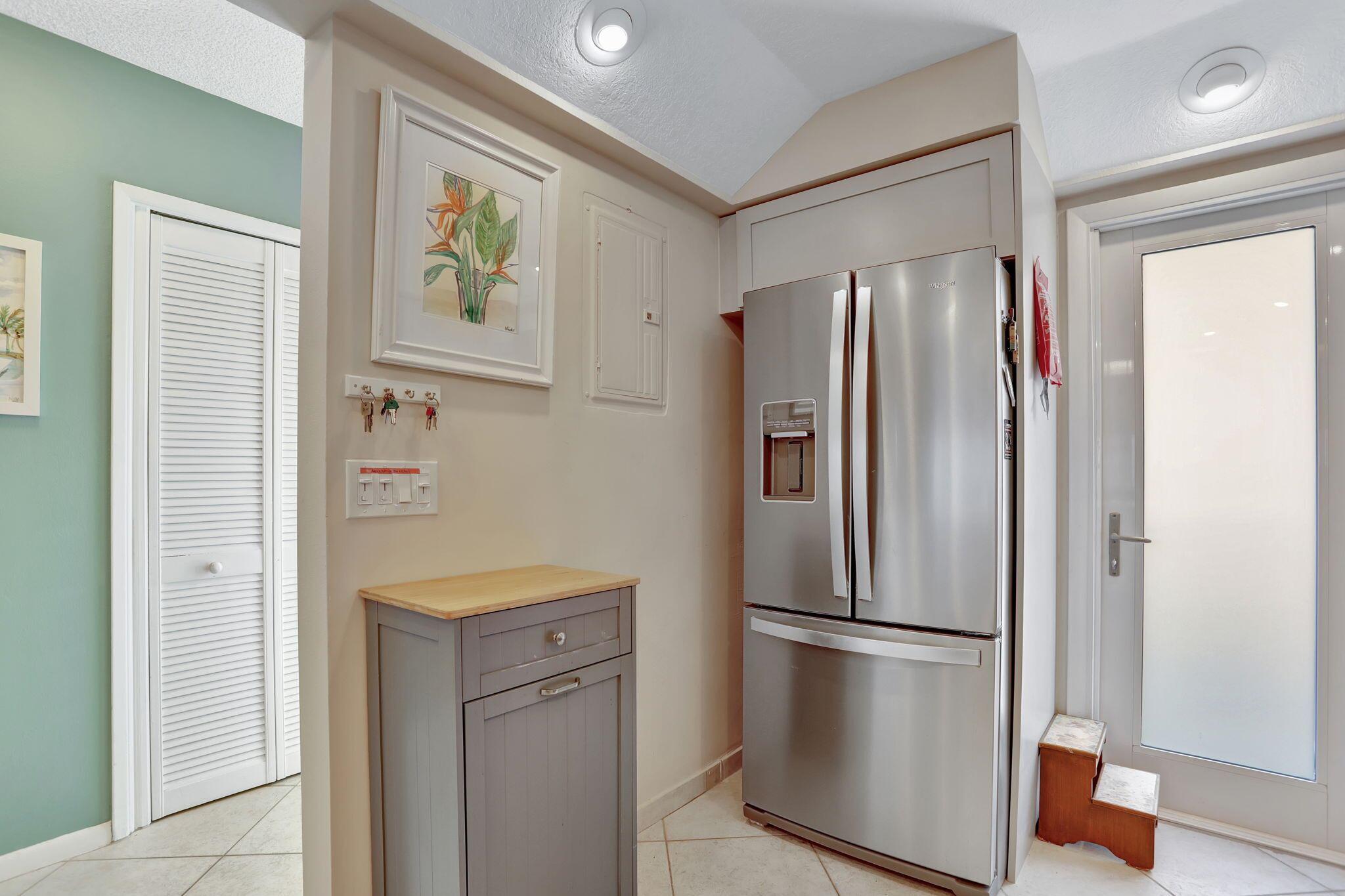 2731 NE 14th Causeway 702