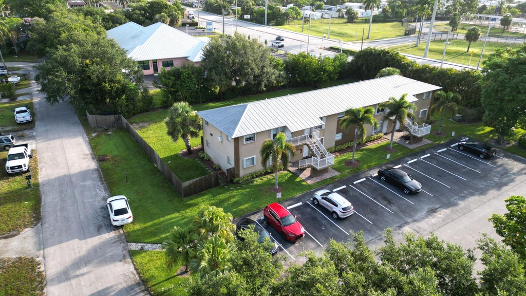 Photo of 3 SW HIDEAWAY Place #15, Stuart, FL 34994 (MLS # B26082827)