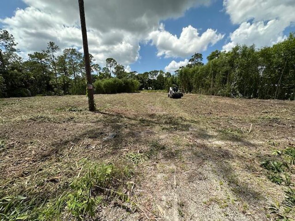 Photo of 126 Ter, N, Jupiter, FL 33478 (MLS # R11151904)