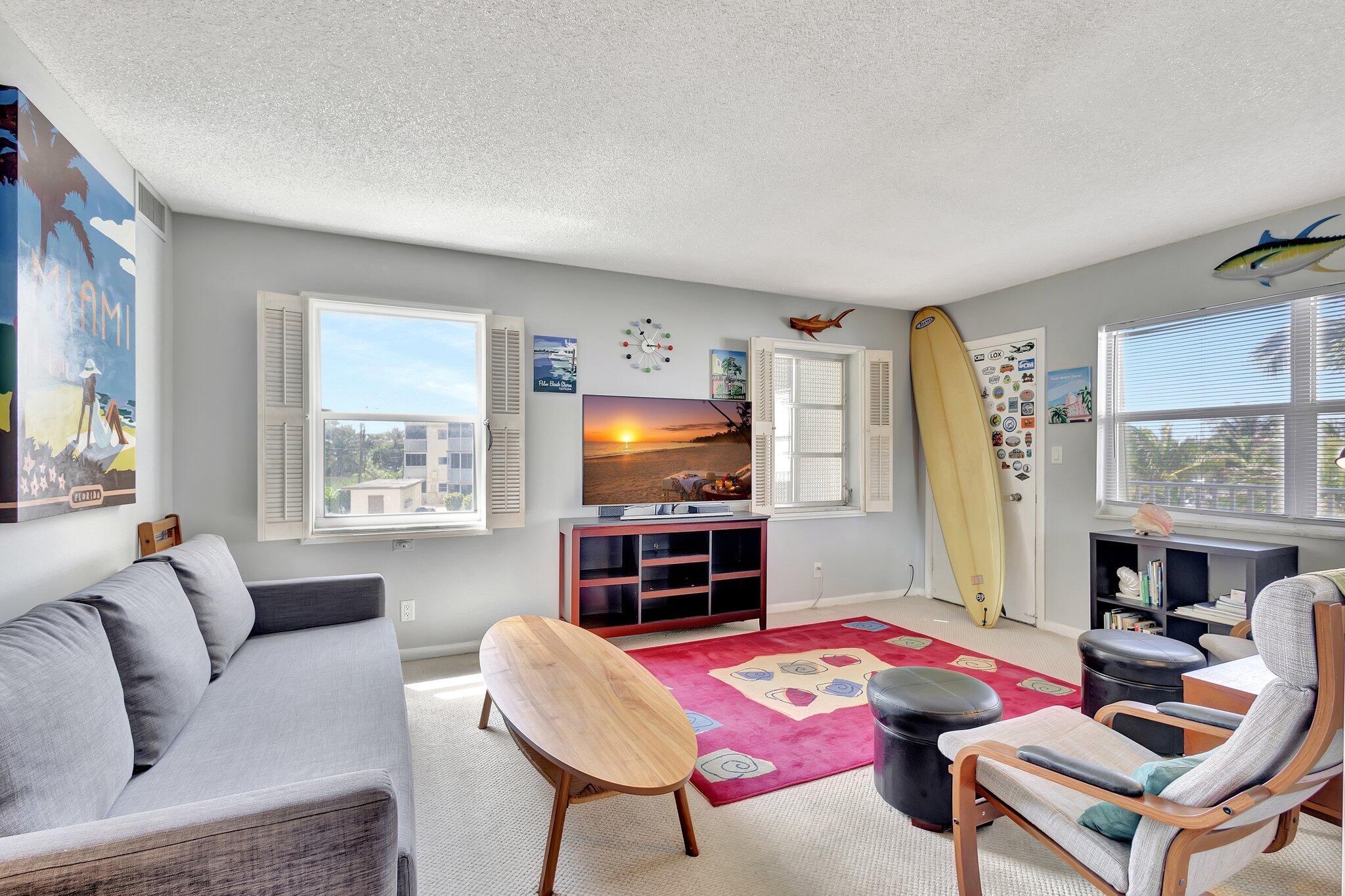 VILLAS ON THE OCEAN - Residential