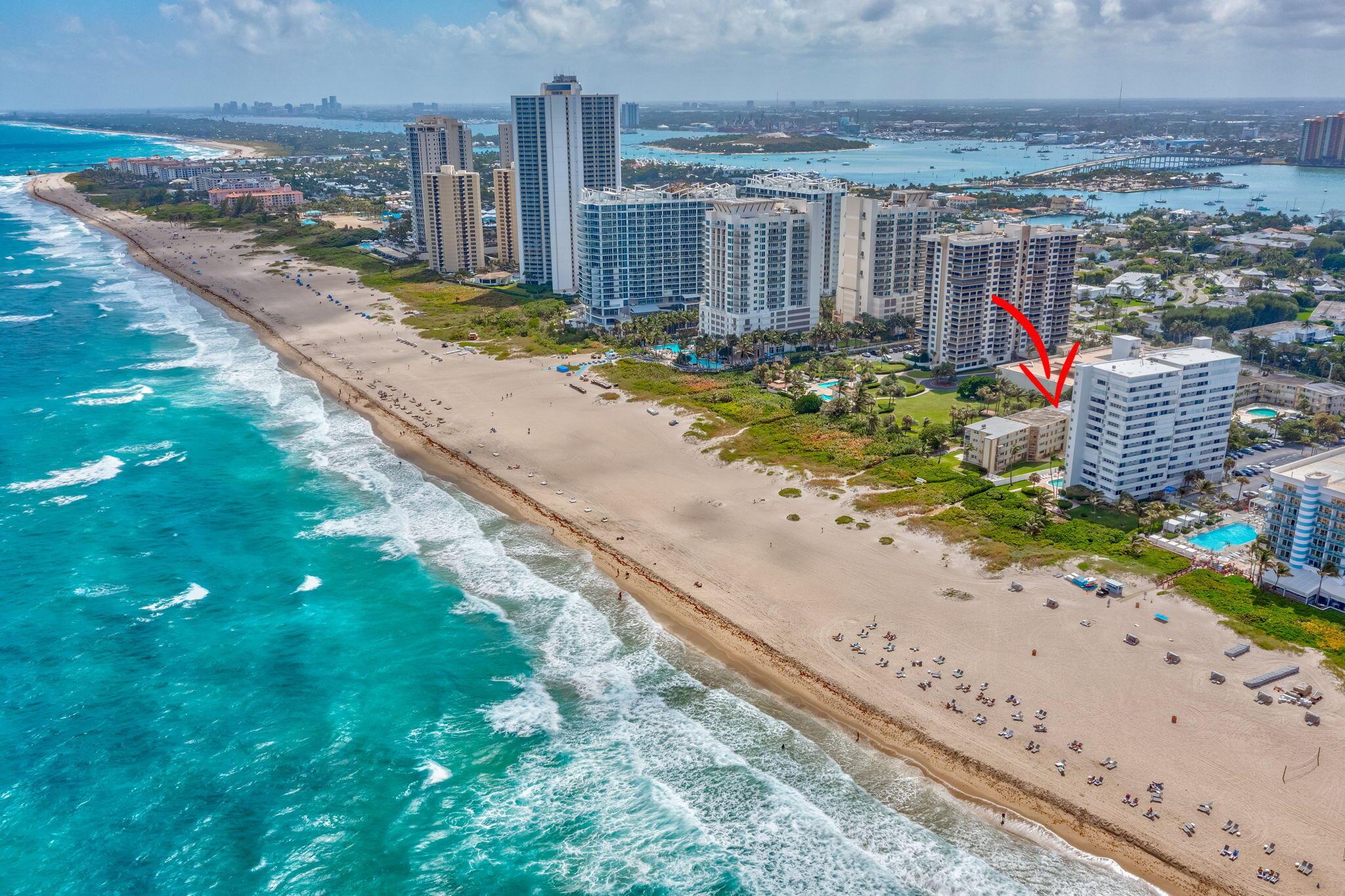 VILLAS ON THE OCEAN - Residential