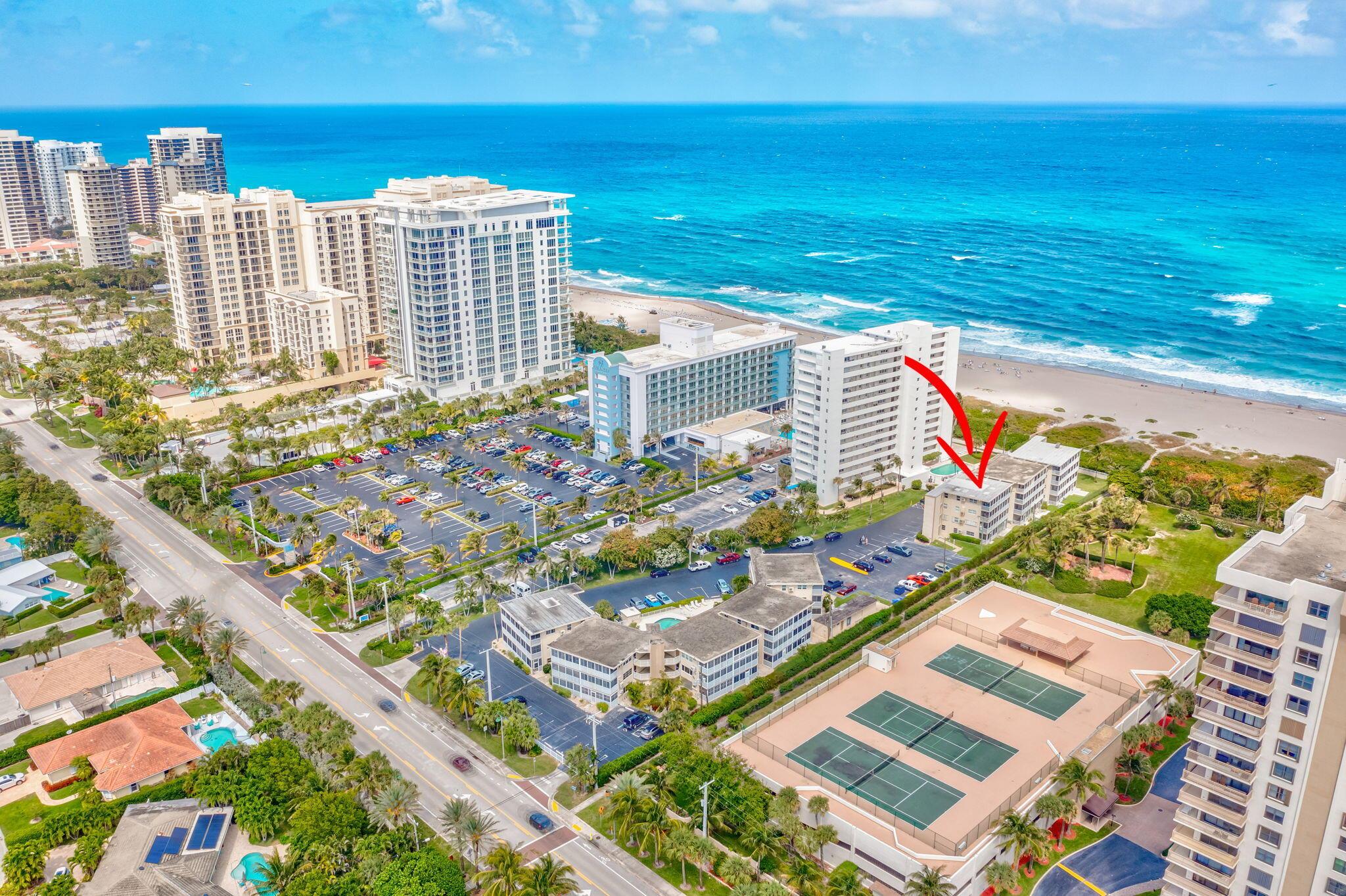 VILLAS ON THE OCEAN - Residential