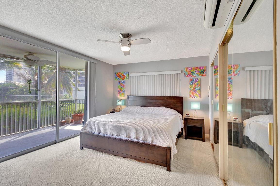 VILLAS ON THE OCEAN - Residential