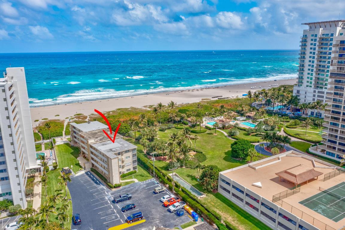 VILLAS ON THE OCEAN - Residential