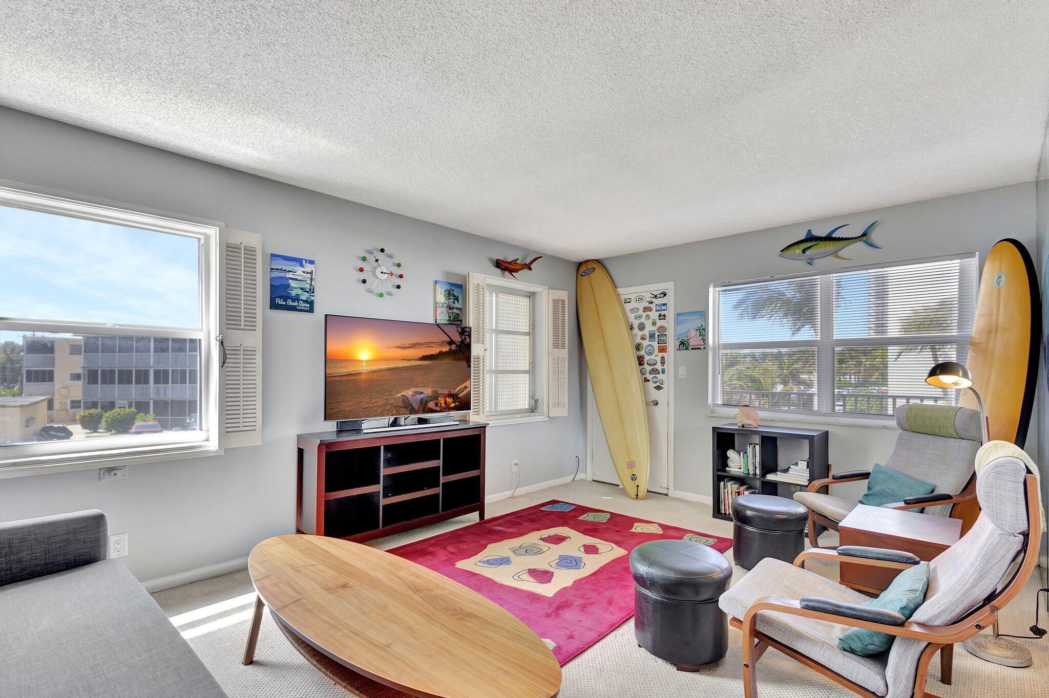 VILLAS ON THE OCEAN - Residential