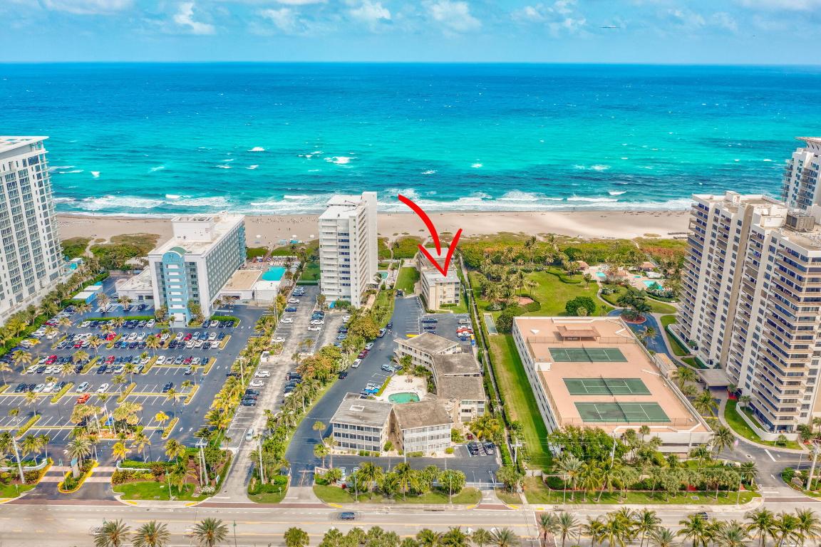 VILLAS ON THE OCEAN - Residential