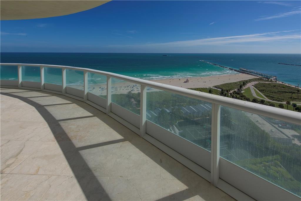 Continuum on South Beach - Residential