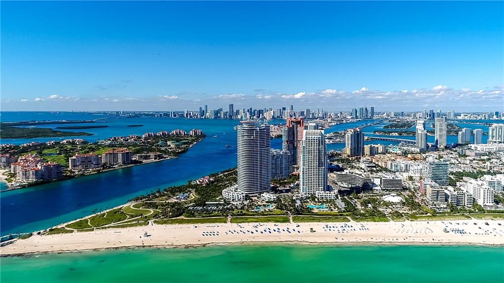 Continuum on South Beach - Residential