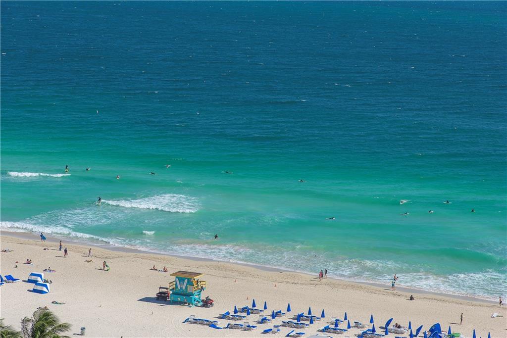 Continuum on South Beach - Residential
