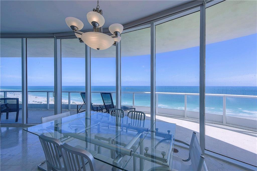 Continuum on South Beach - Residential