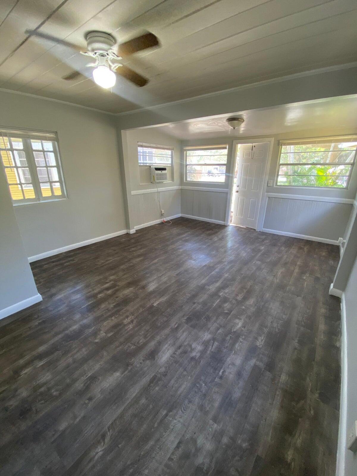 View photos, virtual tours, details... 3723 Morton Avenue