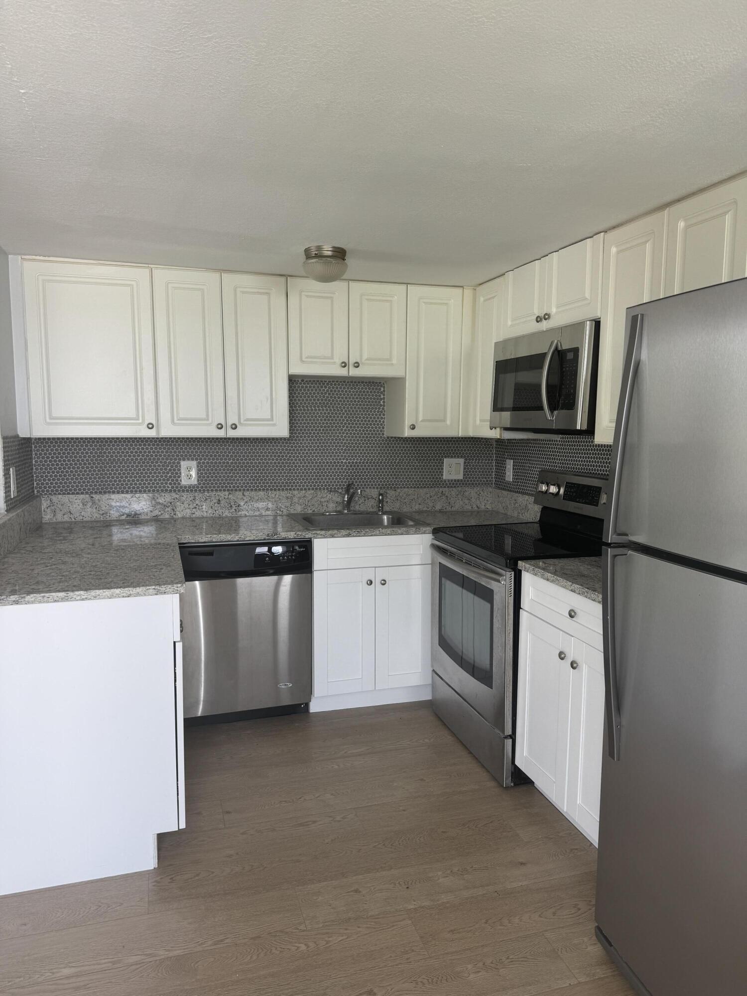 APARTMENTS AT TIMBERLAKE CONDO - Residential