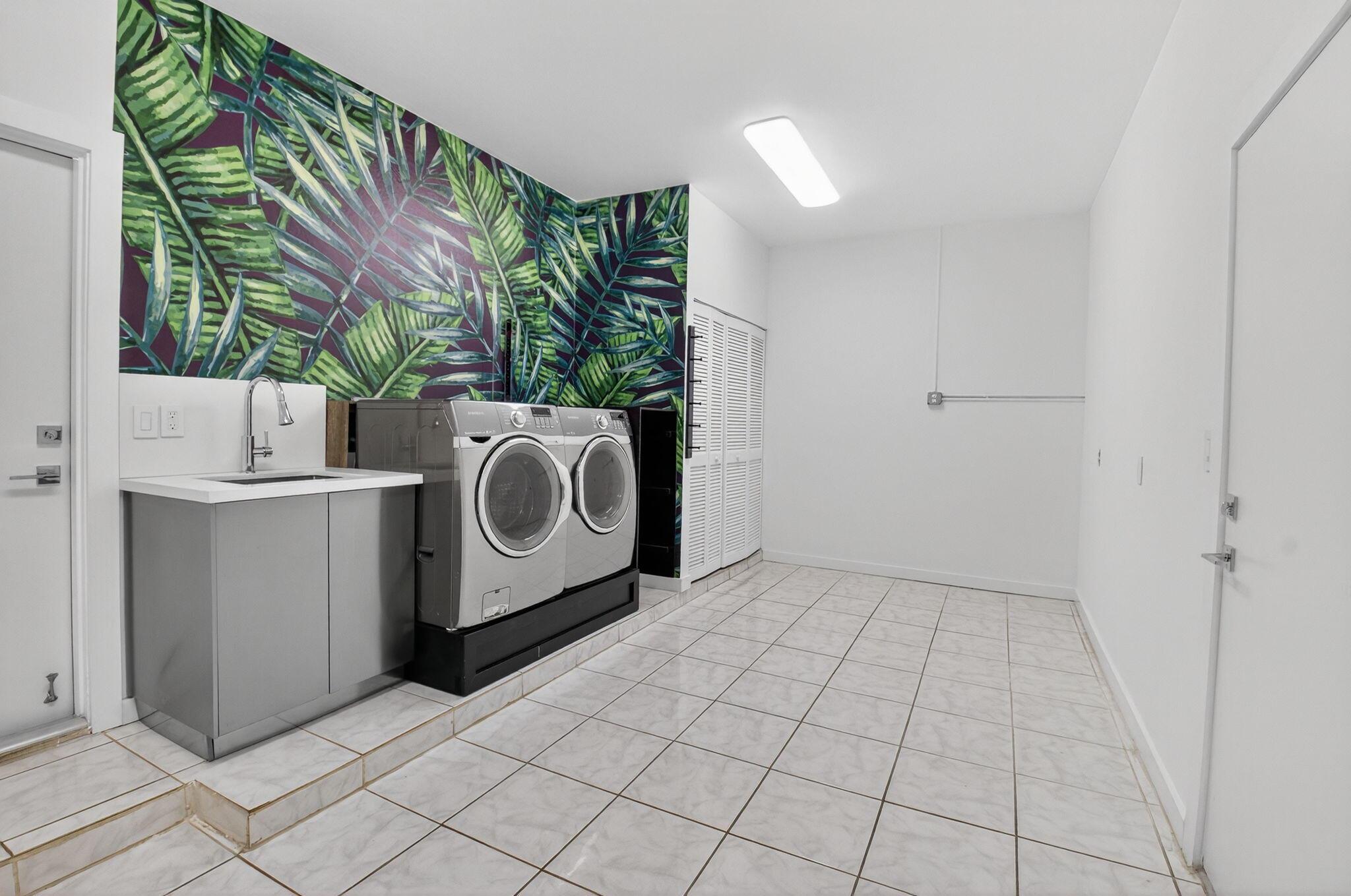 SHORES AT BOCA RATON PH 1 - Residential Lease