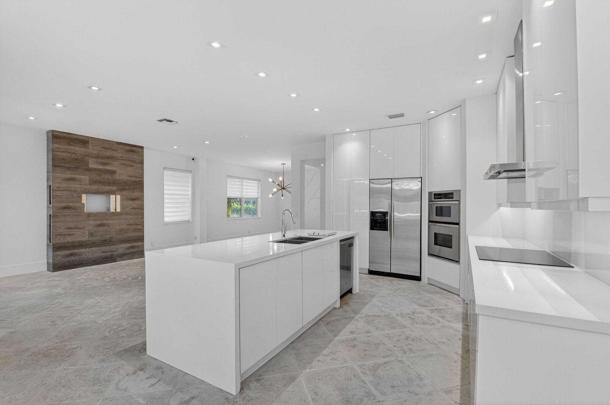 SHORES AT BOCA RATON PH 1 - Residential Lease