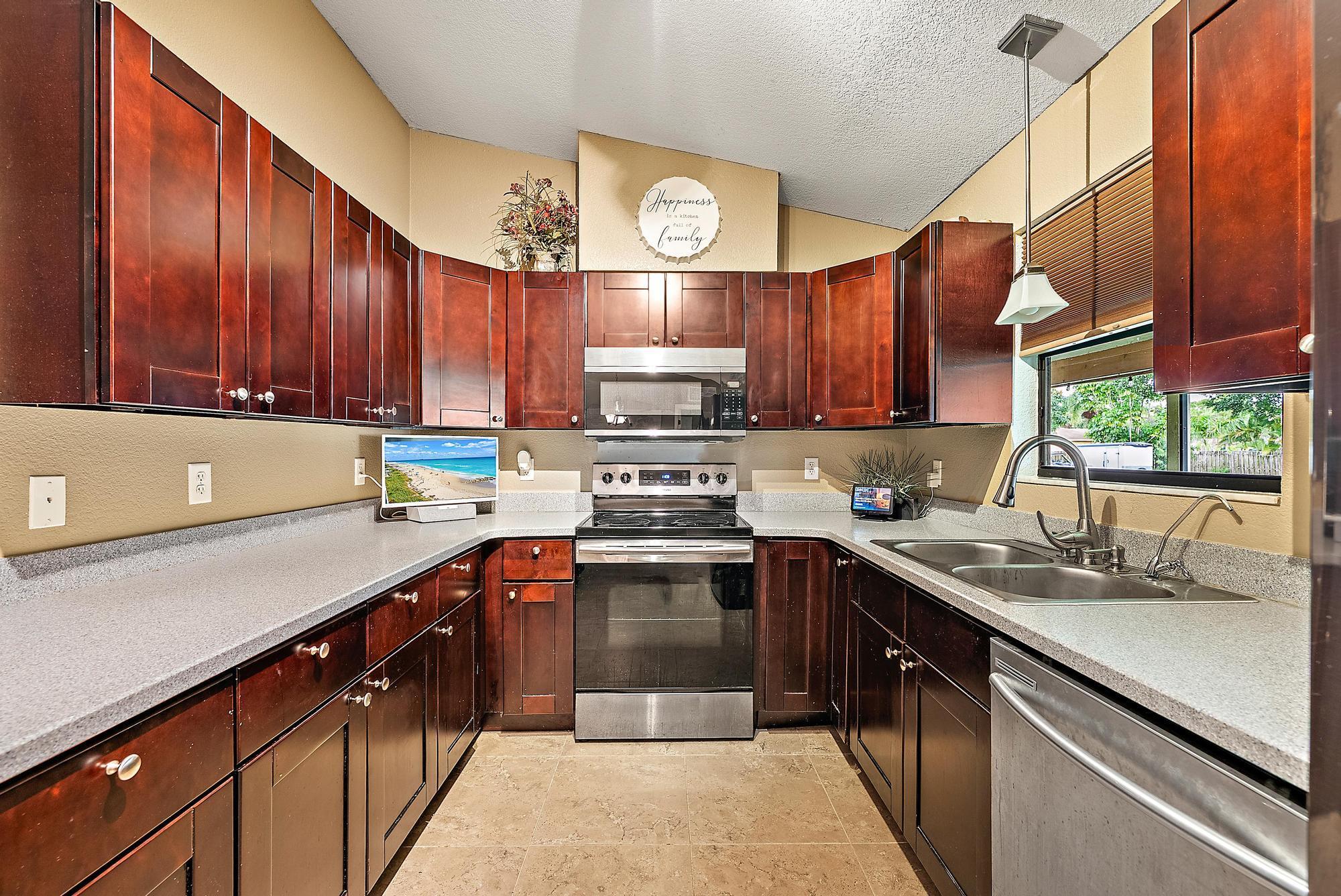 The Acreage - Residential