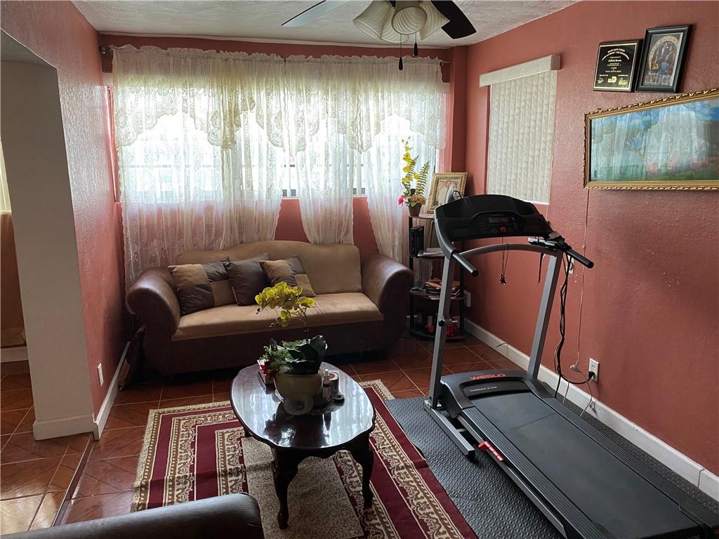 Myrtle Grove 1st Add - Residential