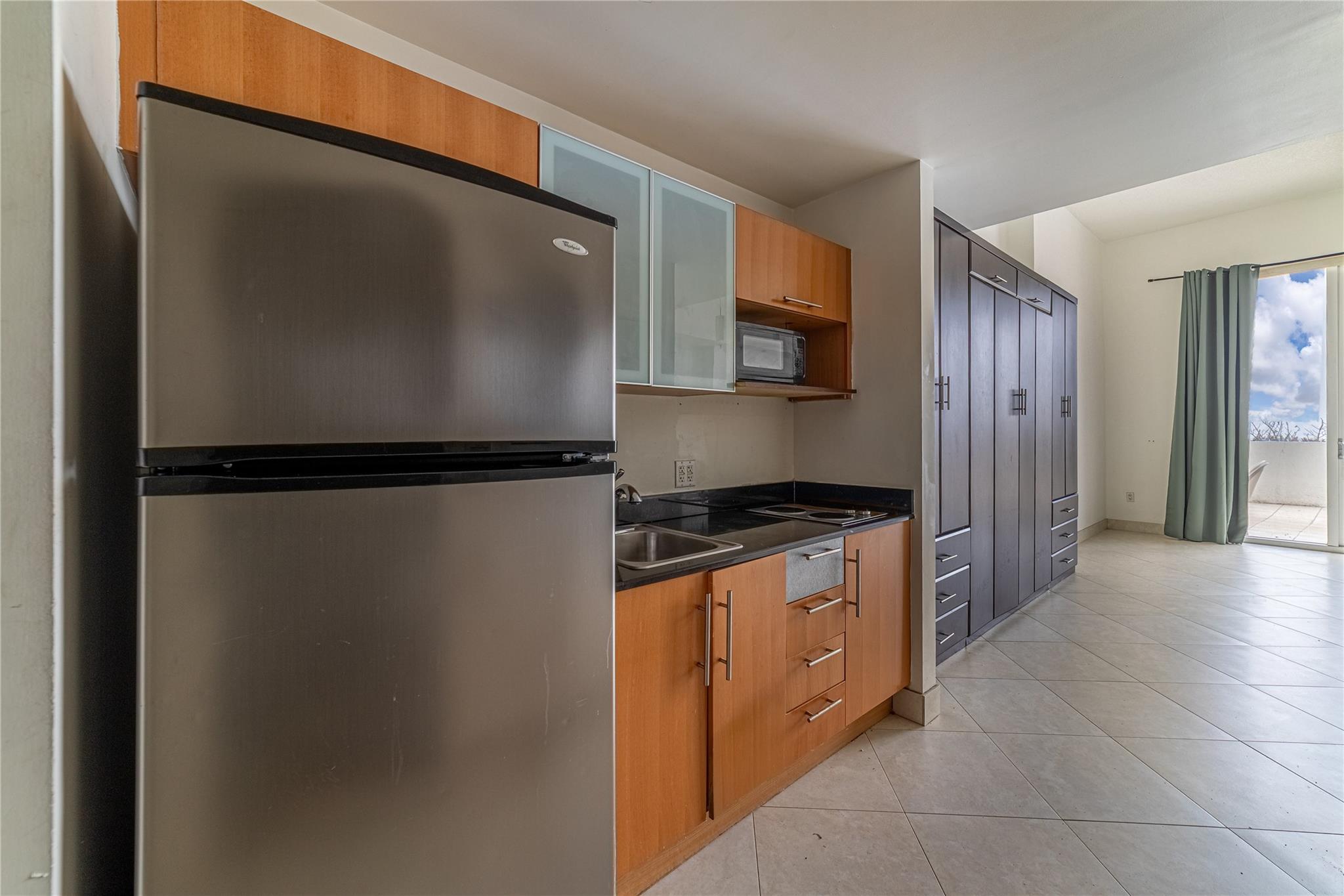 1750 N Bayshore Dr 1112