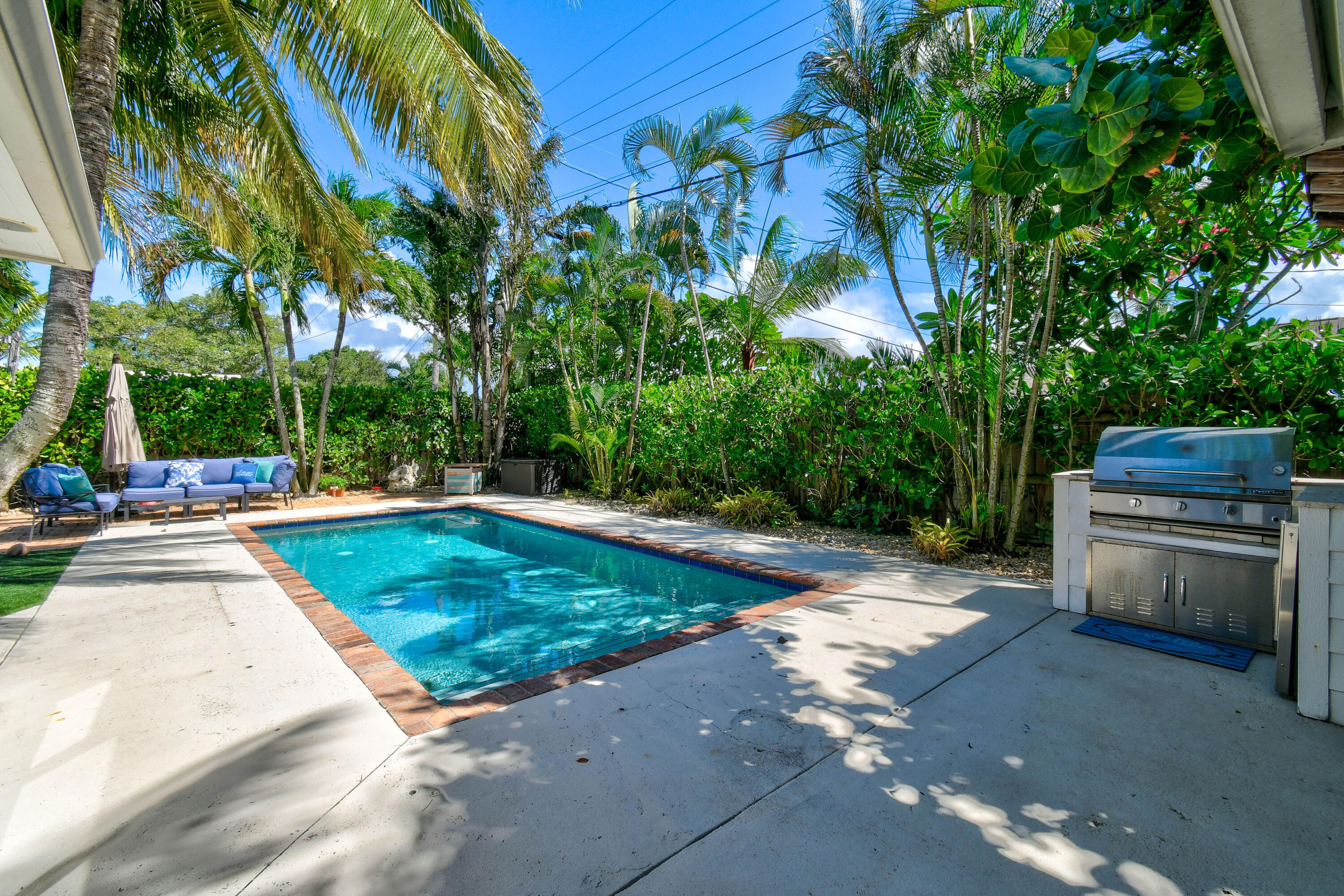 RIVERSIDE DRIVE PARK SEC A - Residential