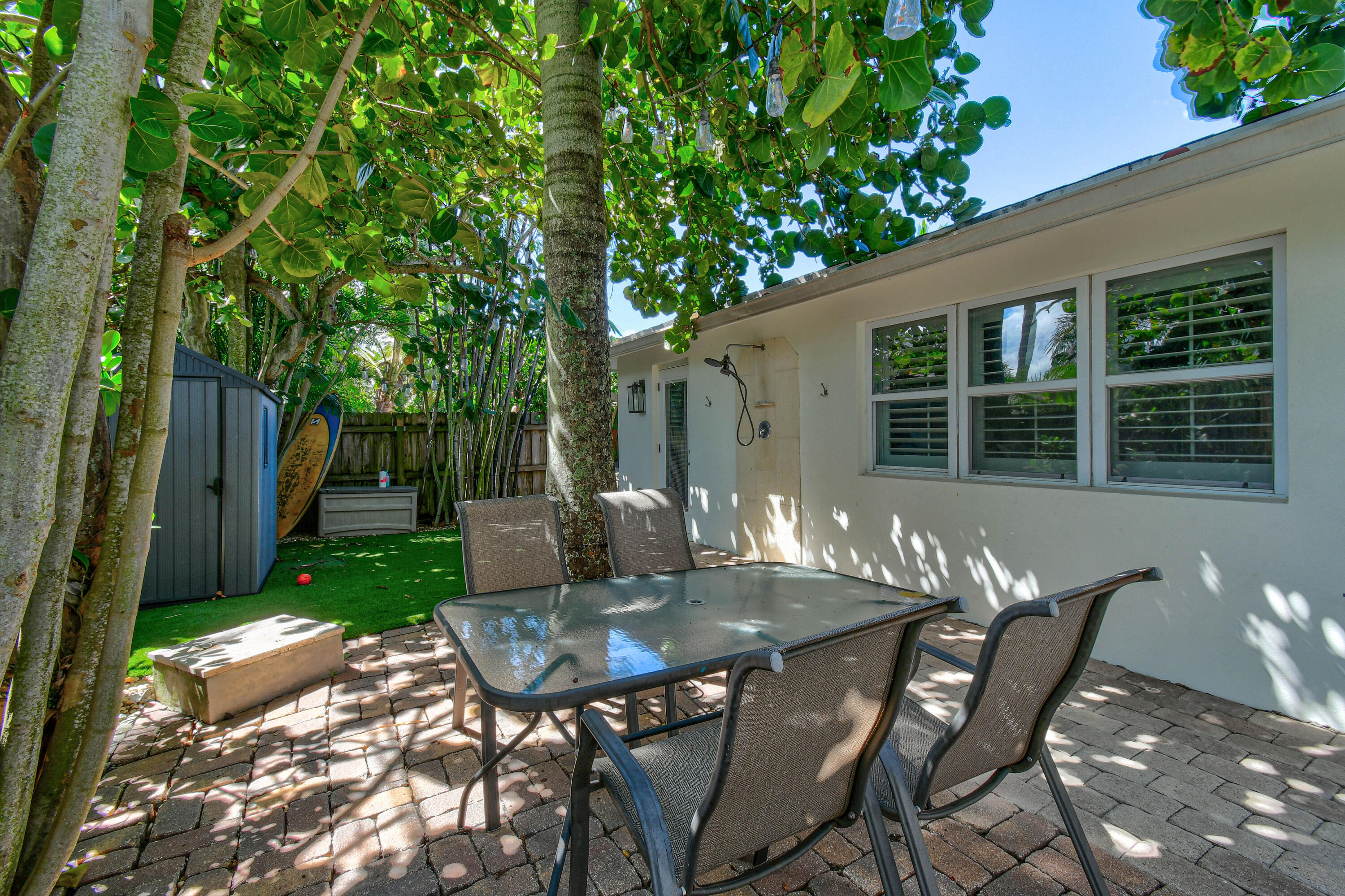 RIVERSIDE DRIVE PARK SEC A - Residential