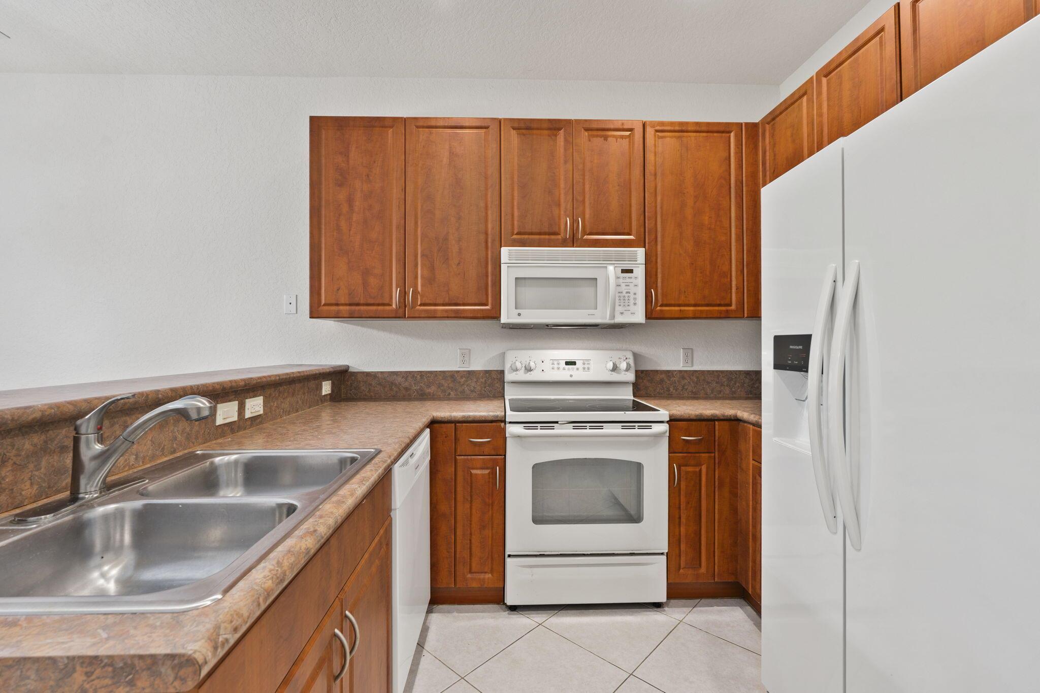 BRADFORD PLACE - Residential