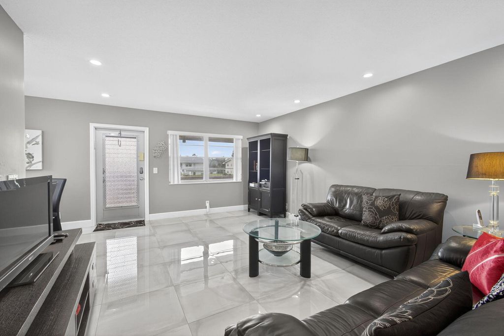 Photo of 160 Easthampton, West Palm Beach, FL 33417 (MLS # B26014546)