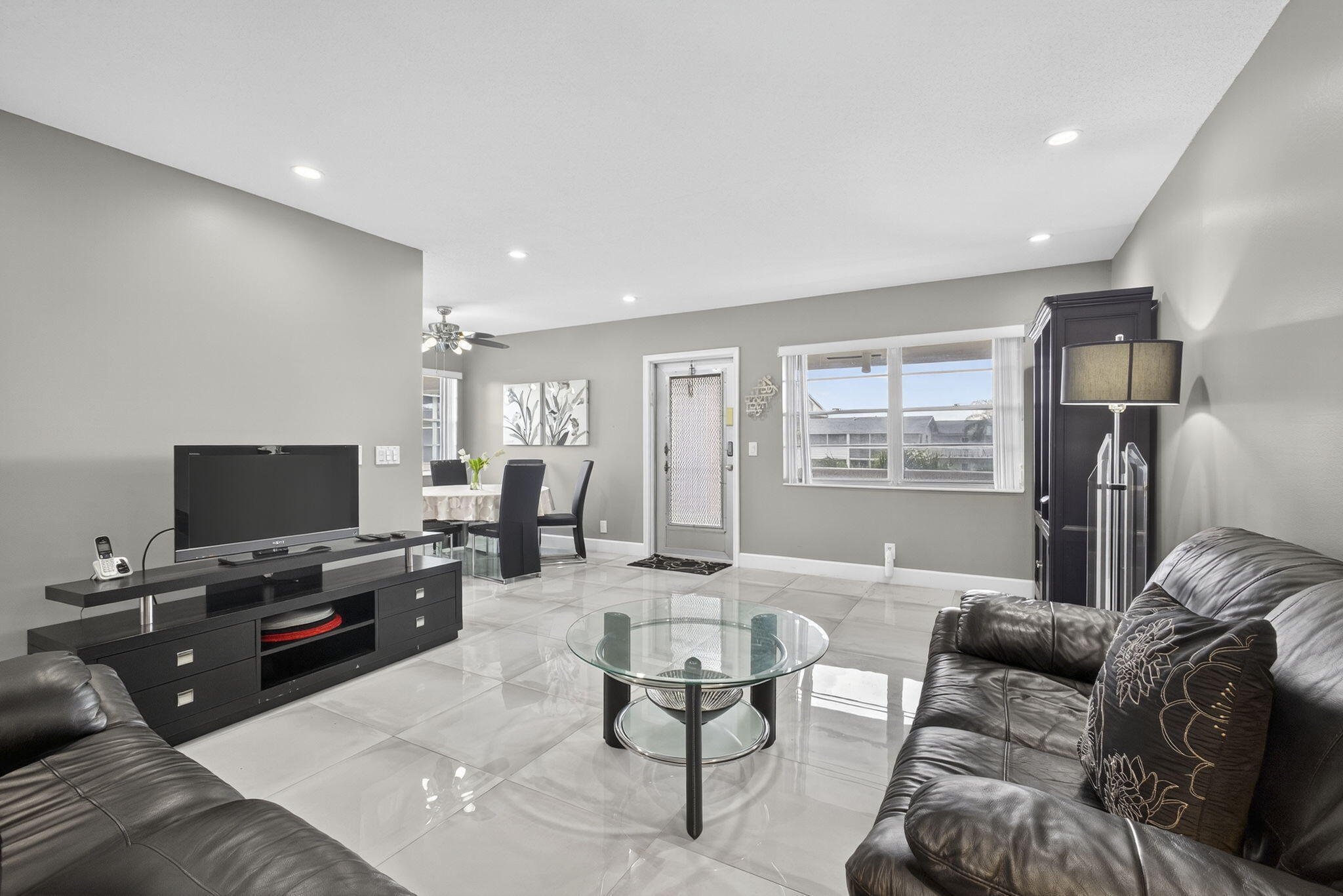 EASTHAMPTON CONDO - Residential