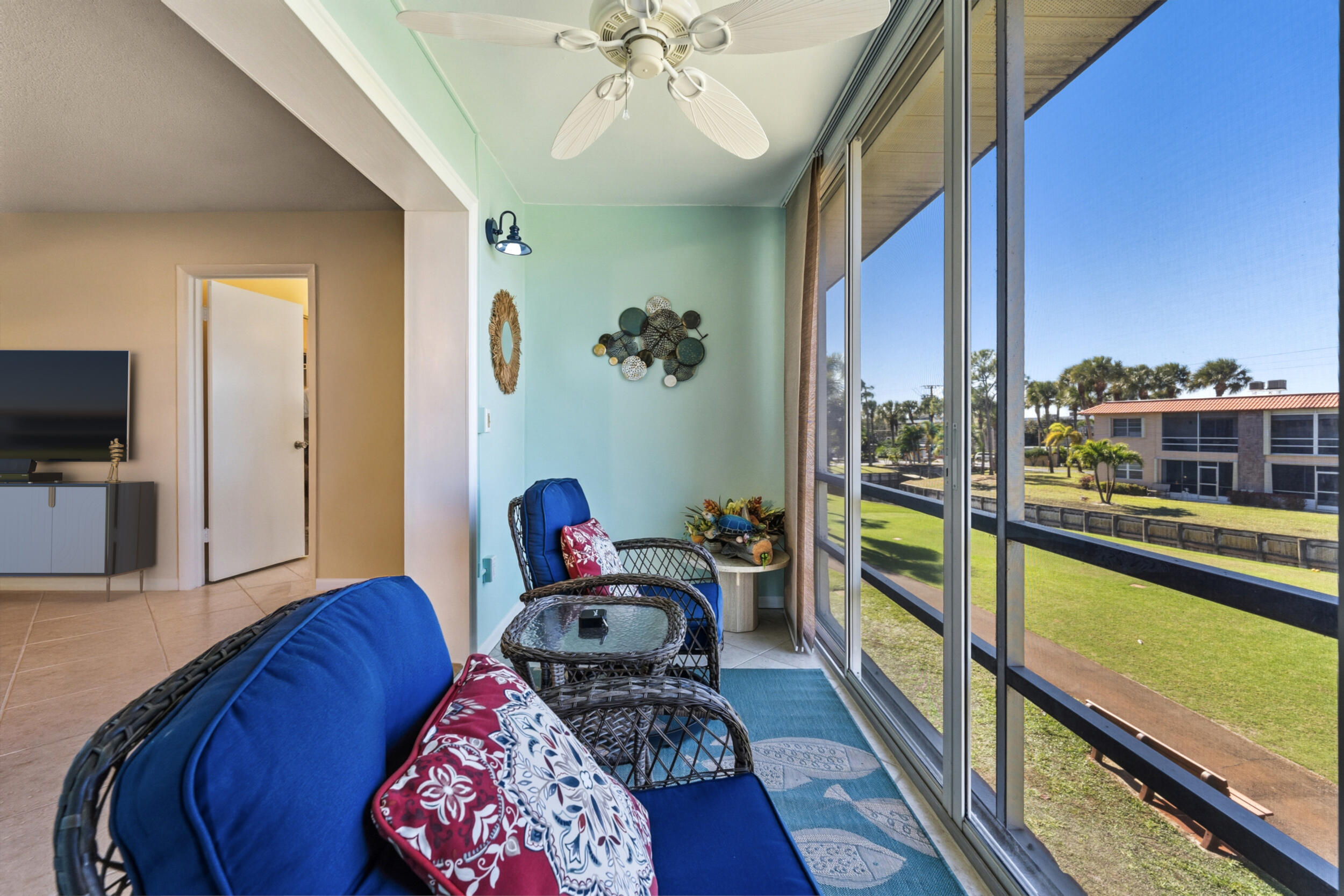 KING MOUNTAIN CONDO 
(AKA MONTEREY YACHT & COUNTR - Residential