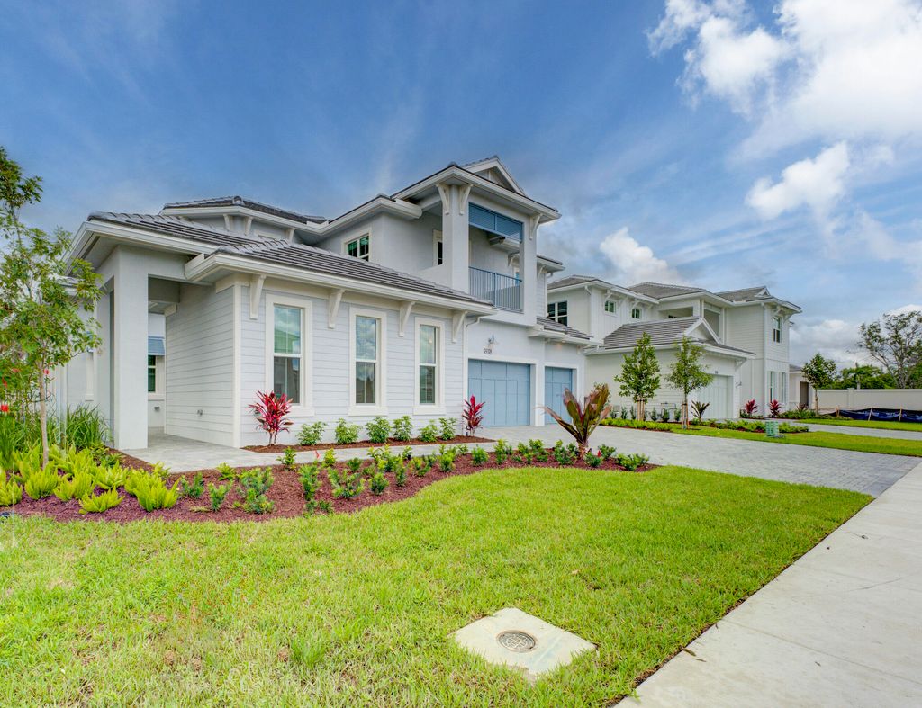 Photo of 9308 Crestview Circle, Palm Beach Gardens, FL 33412 (MLS # R10939292)