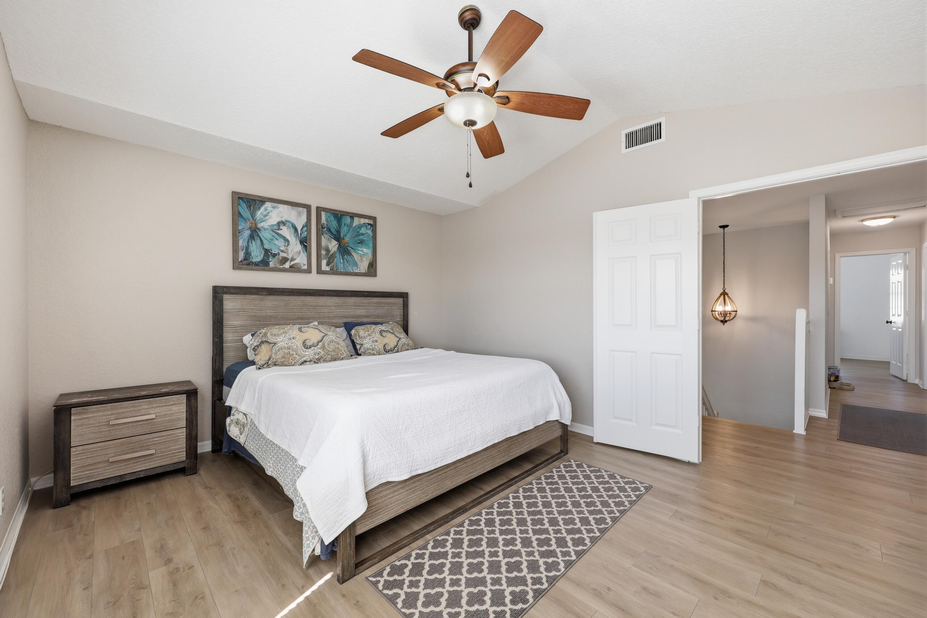 MARINER VILLAGE - Residential