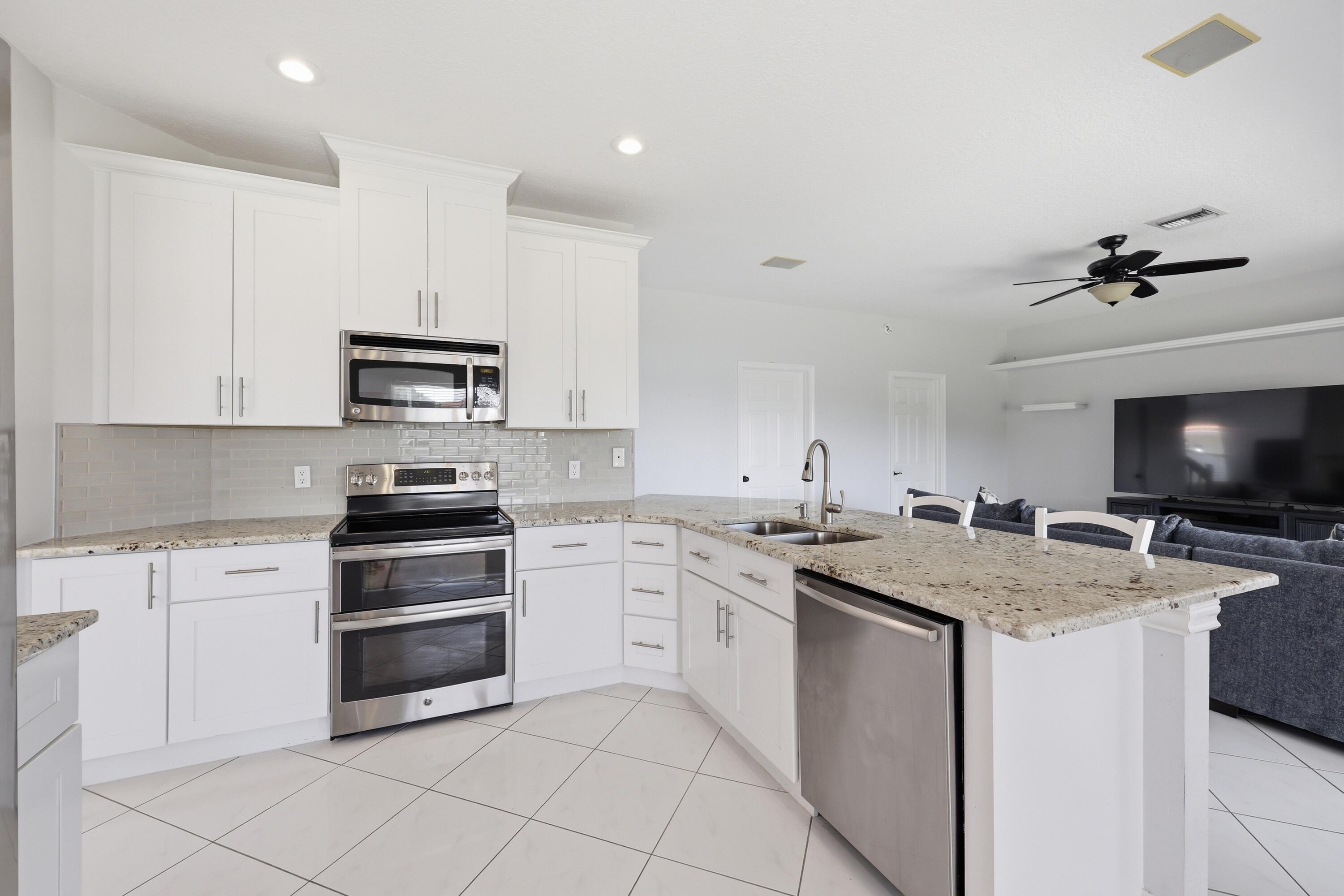 MARINER VILLAGE - Residential