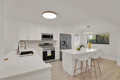 15461 Pembridge 112 Drive 112 Delray Beach FL 33484