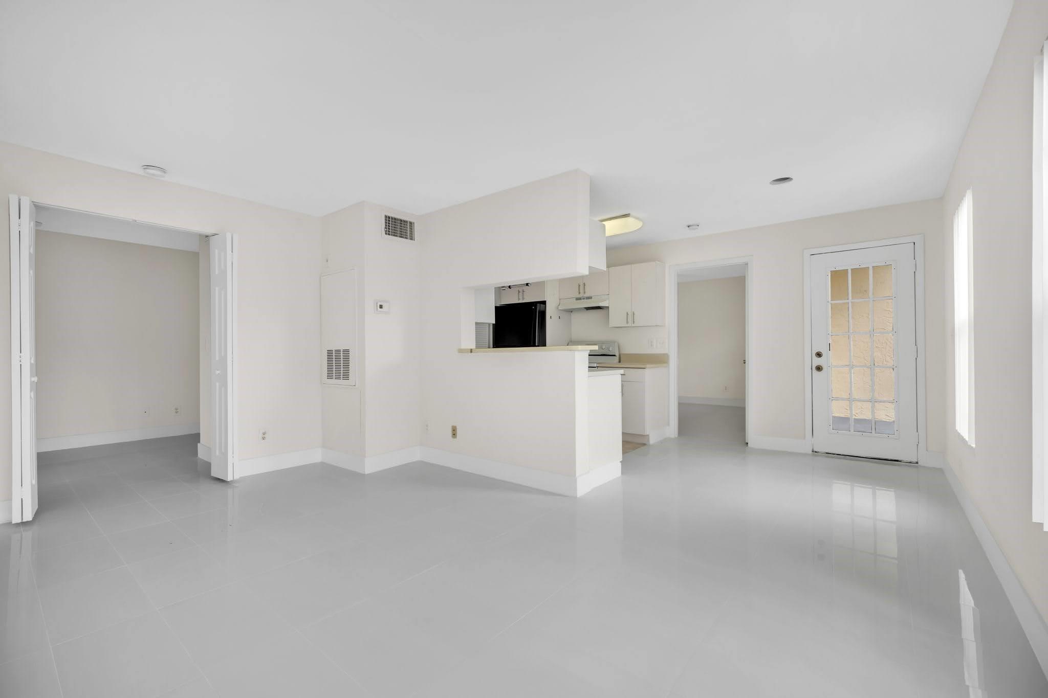 PRESERVE AT AVERY LAKES - Residential Lease