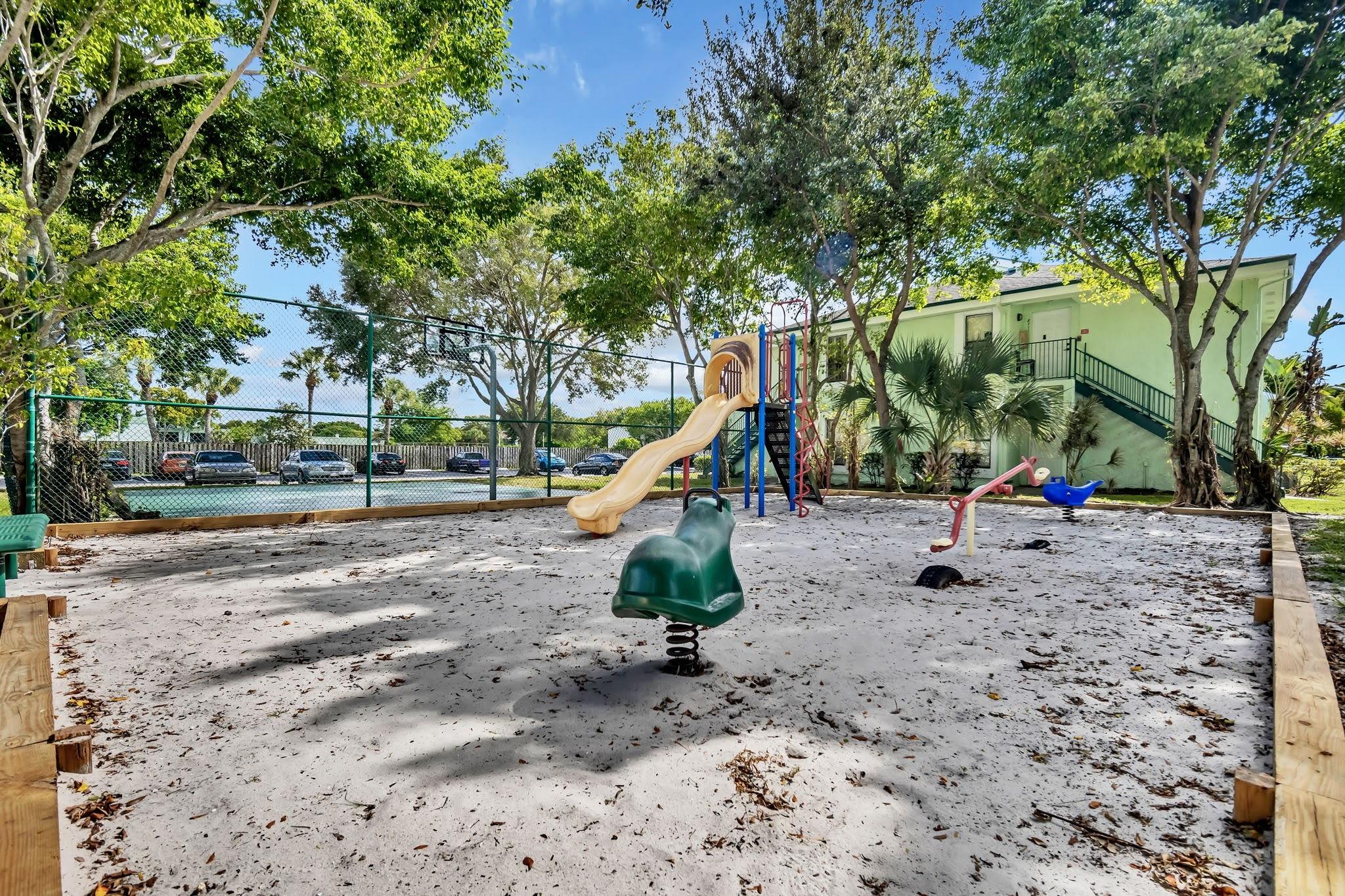PRESERVE AT AVERY LAKES - Residential Lease
