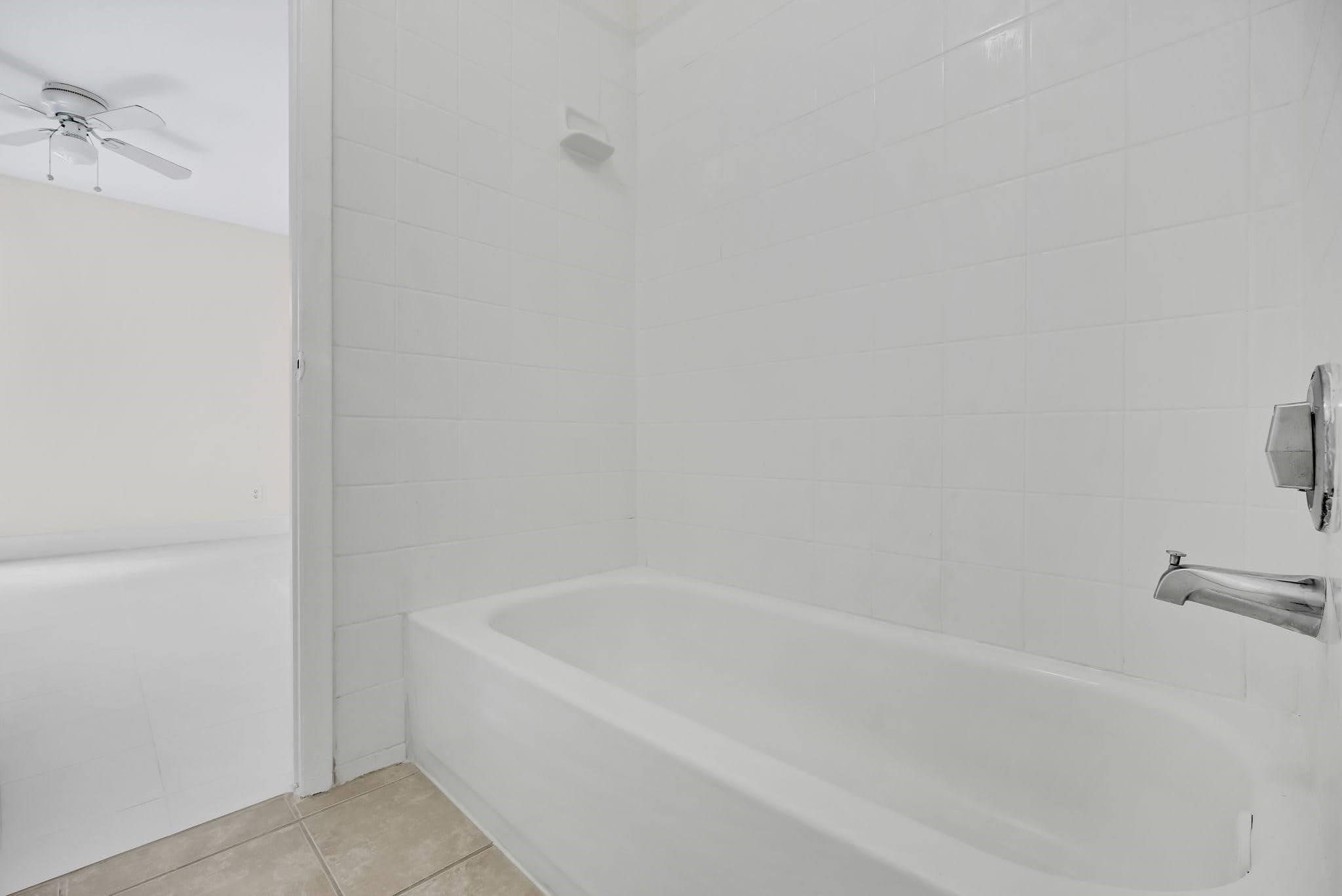 PRESERVE AT AVERY LAKES - Residential Lease